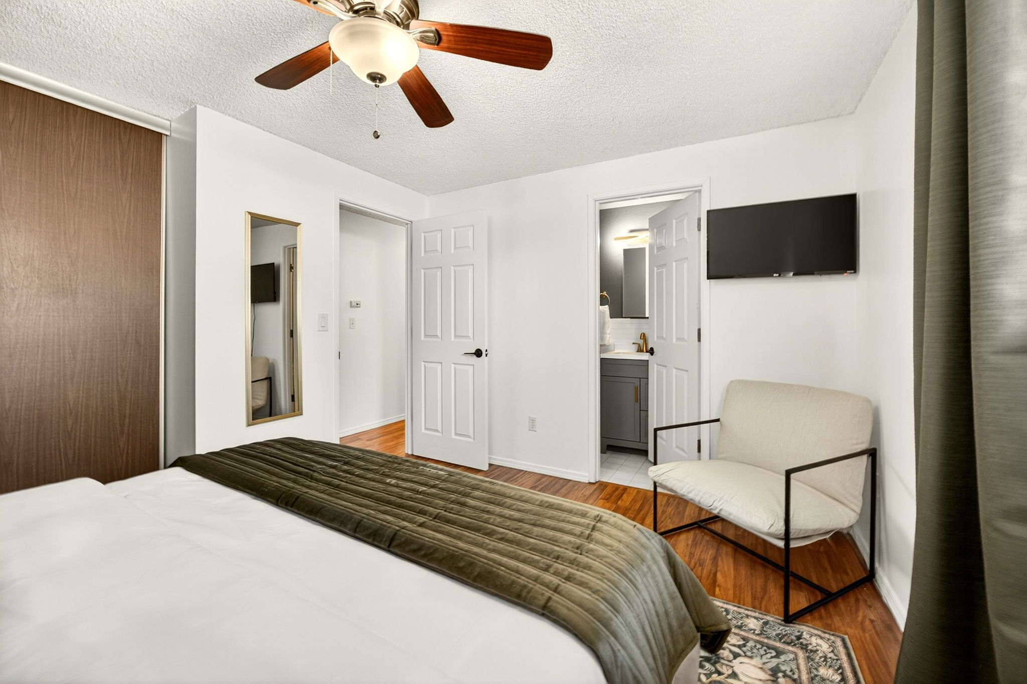 Blackout curtains, iron/ironing board, free WiFi