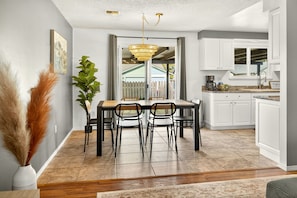 Dining - Starwood Sanctuary (Medford)