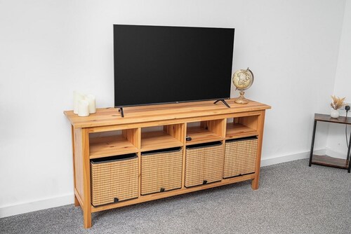 Modern Two Bedroom Home with Parking