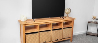 Modern Two Bedroom Home with Parking