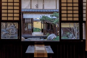 ラグジュアリー ヴィラ マウンテンビュー | デスク、ノートパソコン用作業スペース、遮光カーテン、WiFi (無料)