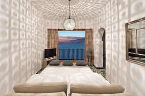 4 habitaciones, tabla de planchar con plancha, cuna de viaje y wifi 