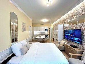 3 chambres, fer et planche à repasser, Wi-Fi gratuit, draps fournis