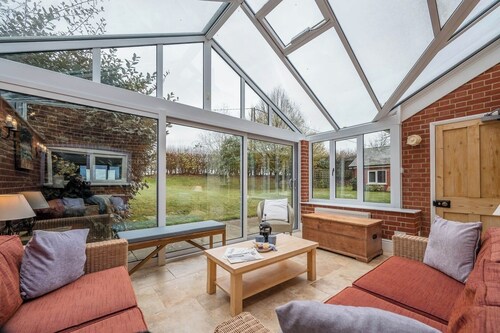 1 Box Iron Cottage, Shotley