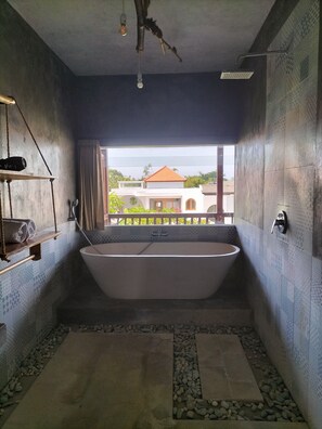 Luxury Bungalow, 1 King Bed, Garden View | In-room safe, iron/ironing board, free WiFi - La Pan Nam Exotic Villas and Spa (Canggu)