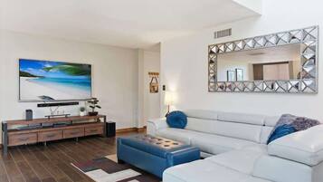 Smart TV, fireplace, offices