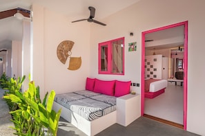 Grande Pool | Terrace/patio - PinkGlamour Gili Air – for Cool Adults Only (Gili Air)