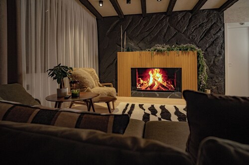 The Pines Chalet w. free parking