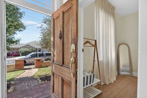 Interior - 4 Dawson St Goolwa | Cottage (Goolwa)