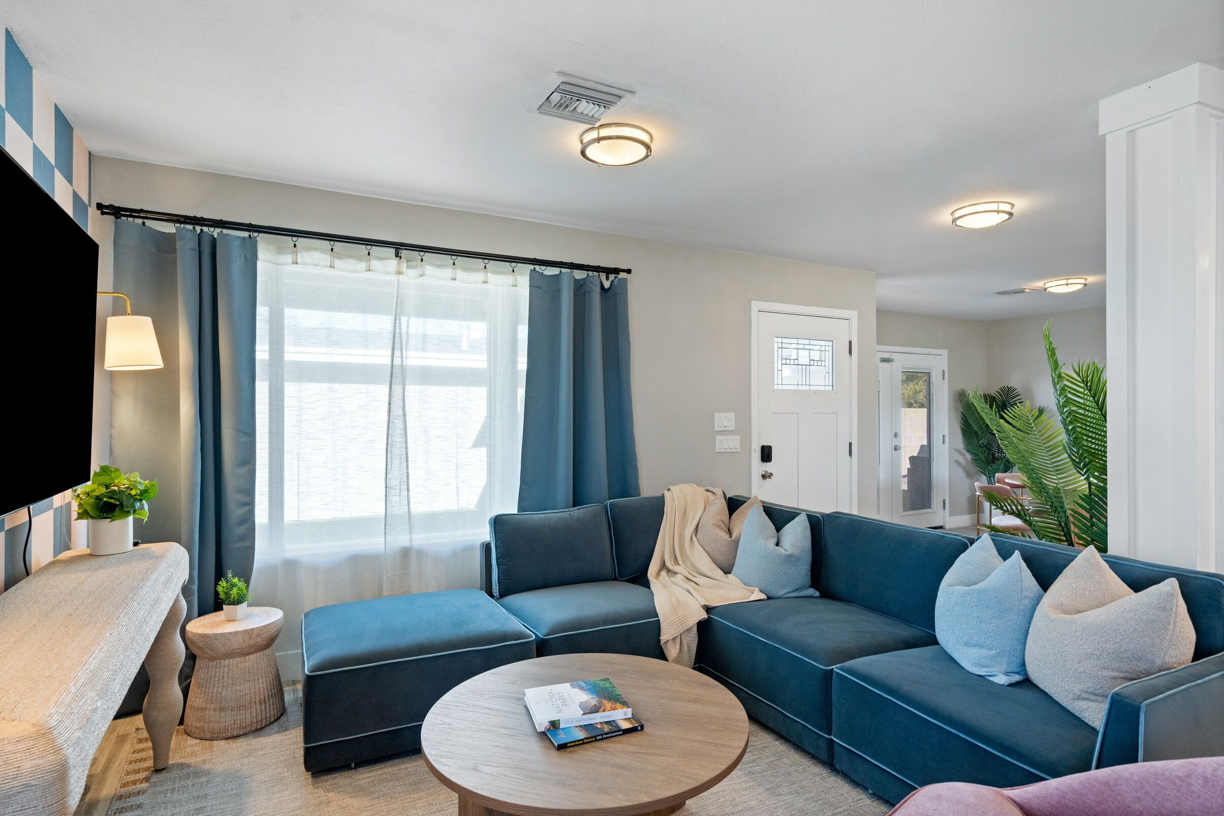 スマートテレビ、暖炉