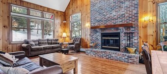 Spruce Lake Lodge | Water Views, Close To Mt Snow!