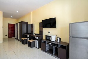 Deluxe Double or Twin Room, Balcony | Free WiFi - Chernin Apartment Suites (Rawai)
