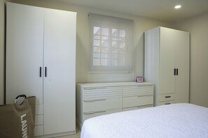2 Schlafzimmer, Bügeleisen/Bügelbrett, Reisekinderbett, kostenloses WLAN