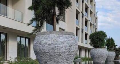 Ateliers Allure Varna by Interhome