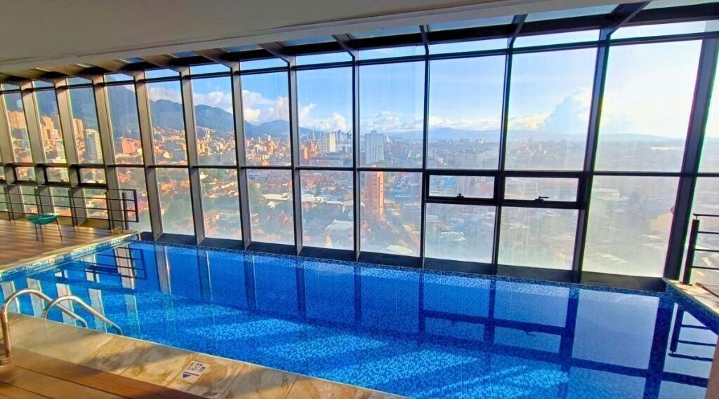 Piscine couverte, piscine chauffée