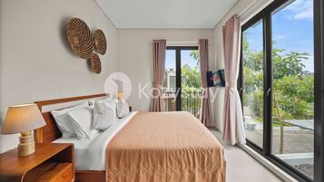 Biệt thự, 2 phòng ngủ, quang cảnh resort | Bàn, khu vực làm việc phù hợp cho laptop, bàn ủi/dụng cụ ủi quần áo