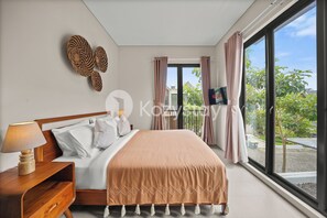 Villa, 2 soverom, resort-utsikt | Skrivebord, skrivebord for bærbar PC og strykejern/-brett
