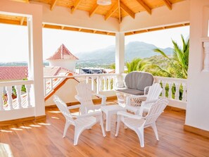 Terrace/patio - mit Blick auf das Wasser by Interhome (Puerto Plata)