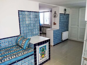 Interior - Etage einer Villa im tunesischen Stil direkt am Meer by Interhome (Chott Mariem)