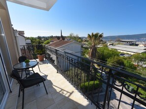 Property grounds - Wohnung "D und D Wohnungen Tivat" by Interhome (Tivat)