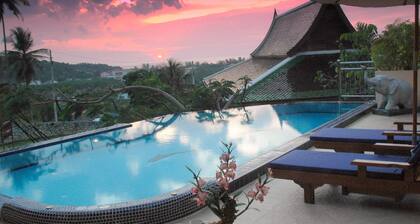 Wunderschöne private Villa mit Infinity Pool by Interhome