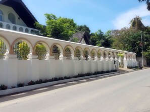 Property grounds - Angenehmes Ferienhaus in Chalong mit privatem Pool by Interhome (Bang Tao Beach)