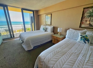 Ferros/tábuas de passar roupa, Wi-Fi de cortesia, roupa de cama