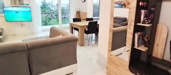 Familienvilla mit Meerblick "Arode Villa Ovid" by Interhome