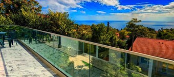 Familienvilla "Dionysus" mit Pool und Meerblick by Interhome