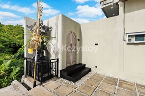 บริเวณภายนอก