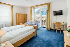 Room - Engadiner Hof (Pontresina)