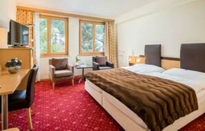 Room - Engadiner Hof (Pontresina)
