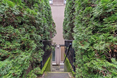 Modern, Quiet, Fully Furnished Suite in the Heart of Lower Lonsdale