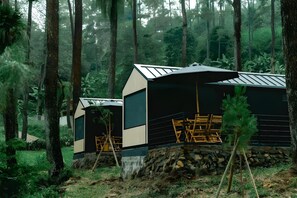 Exterior - Bobocabin Pacet, Mojokerto (Pacet)