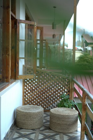 Room - Persimmon Farmstead (Manali)