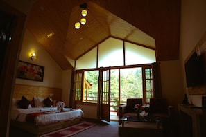 Unclassified image, 5 of 8, button - Persimmon Farmstead (Manali)