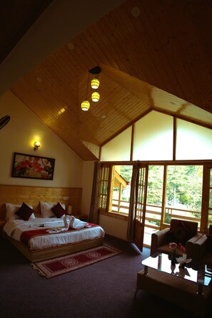 Room - Persimmon Farmstead (Manali)