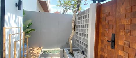 บริเวณภายนอก