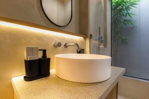 Comfort Villa, Private Pool | Bathroom - Terra House B1 (Kedonganan)