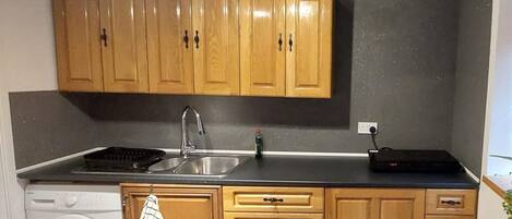 Fridge, microwave, stovetop, toaster