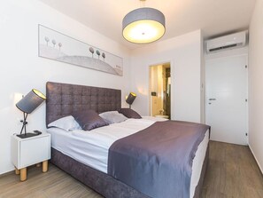 4 bedrooms, Internet - Luxuriöse Villa Sophia mit Pool by Interhome (Kaštel Gomilica)