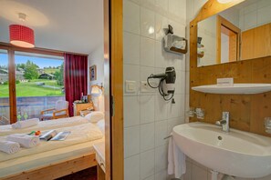 Wifi gratis y ropa de cama 