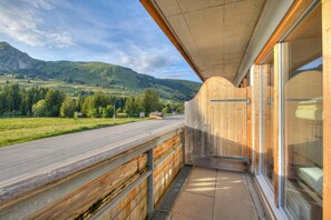 Terrace/patio - Hotel Relais Alpin Family Room & Balcony7, Les Mosses, Switzerland (Les Mosses)