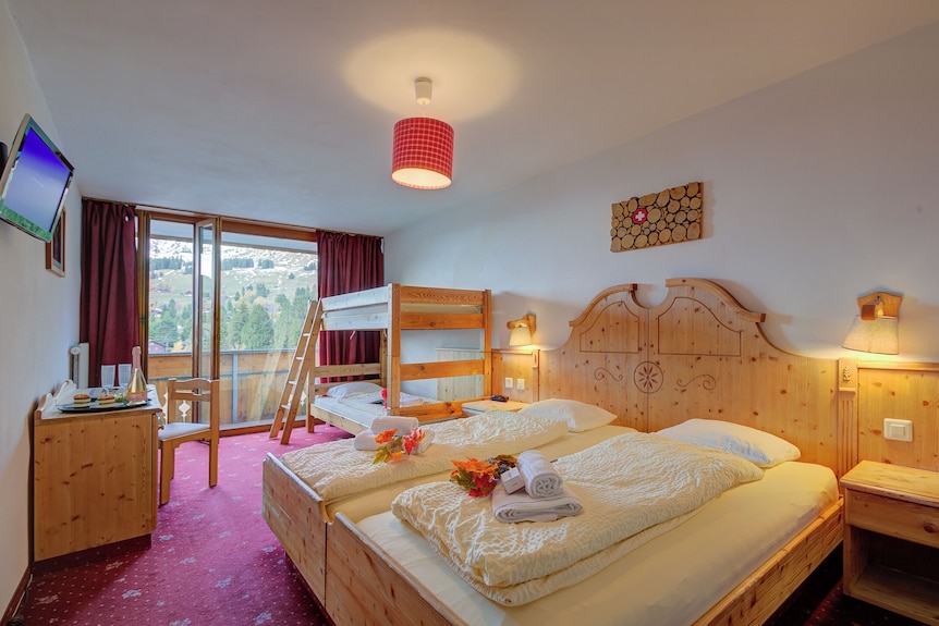 Hotel Relais Alpin Family Room & Balcony9 228, Les Mosses, Switzerland - Les Diablerets