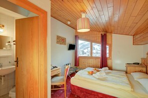 Bed - Hotel Relais Alpin Single Ski In-Out 4 220, Les Mosses, Switzerland (Les Mosses)
