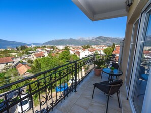 Property grounds - Wohnung mit Dachterrasse by Interhome (Tivat)