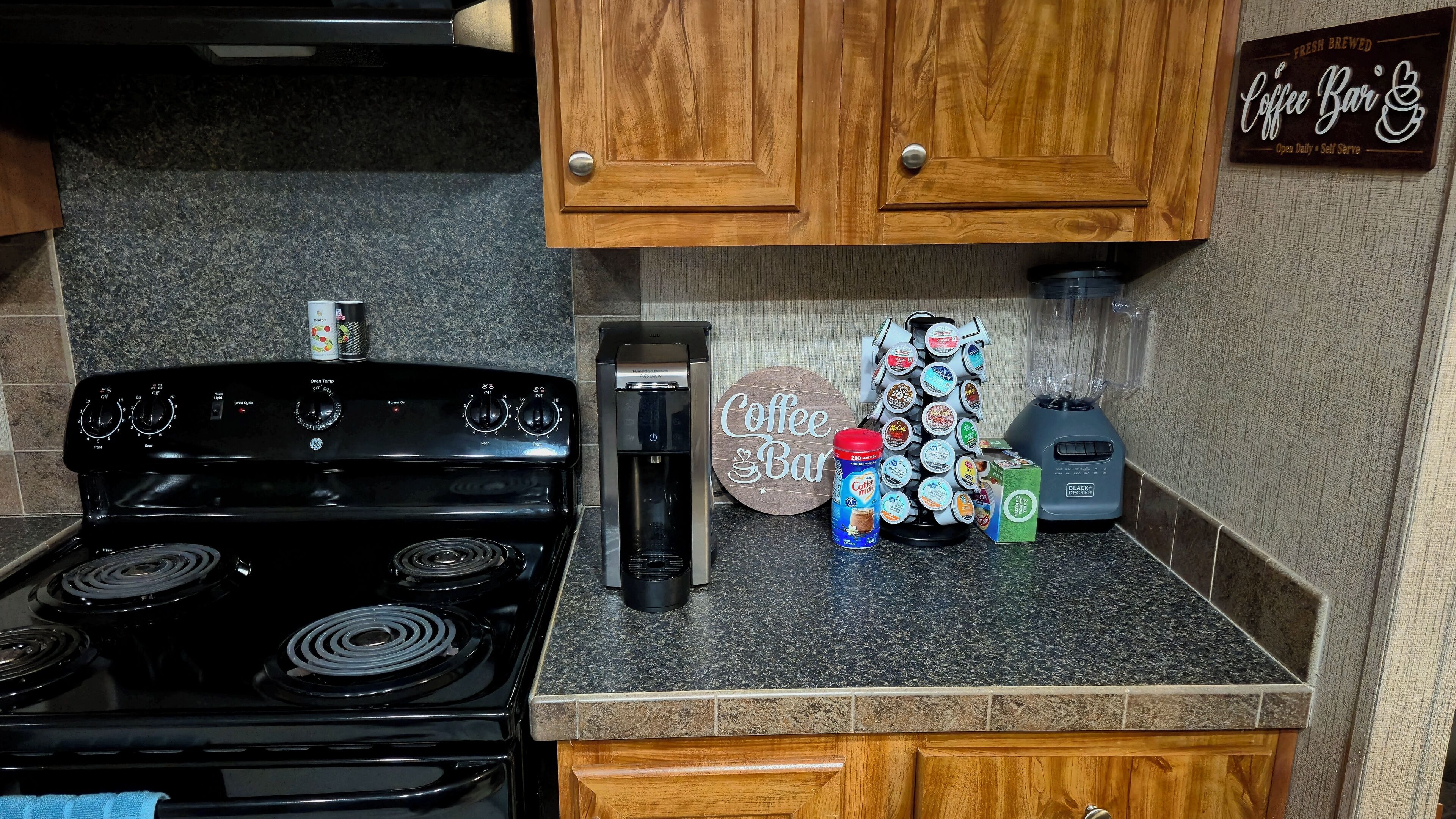 Mikrowelle, Ofen, Herdplatte, Geschirrspüler