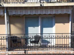 Exterior detail - Studio-Apartment mit Balkon by Interhome (Tivat)