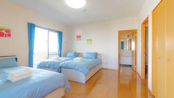 Elite Condo, Balcony, Ocean View | Premium bedding, free cots/infant beds, free WiFi, bed sheets