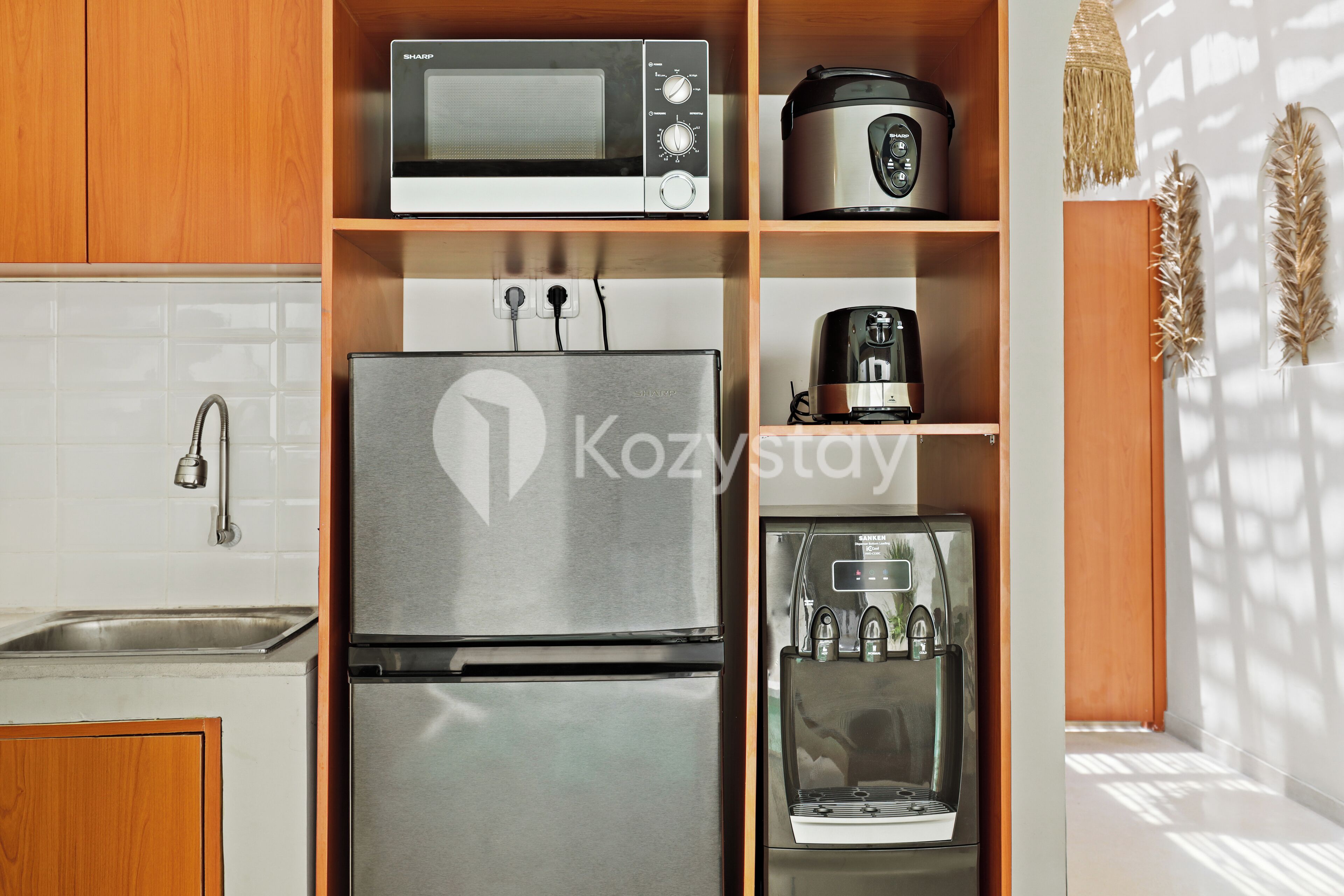 Villa, 2 slaapkamers, uitzicht op zwembad | Privékeuken | Een koelkast met diepvriezer, een microgolfoven, een kookplaat